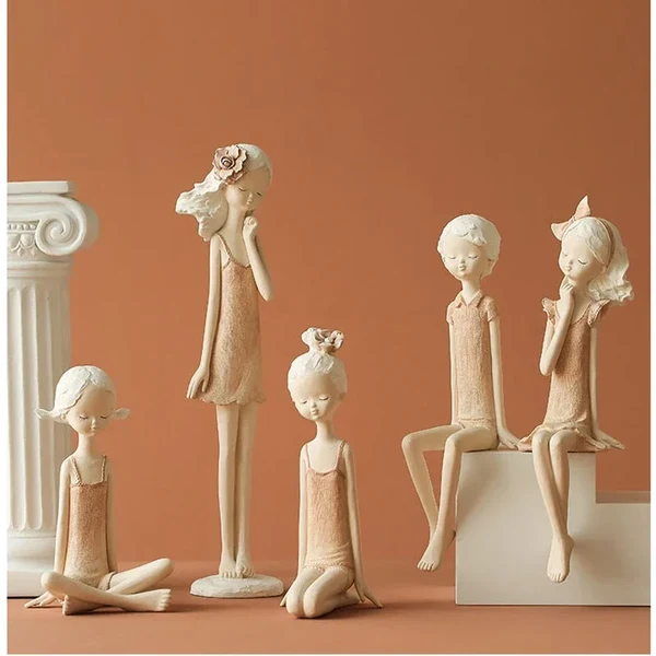 Crafted Simple Nordic Girl Heart Statuette Collection Breathable
