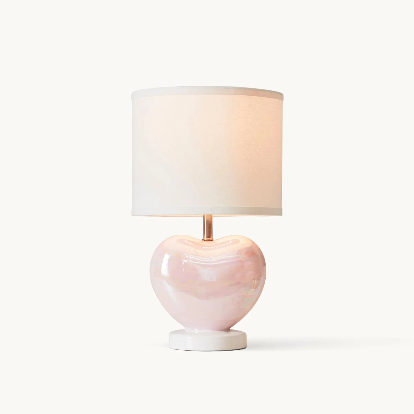 First-Class Heart Table Lamp Superior