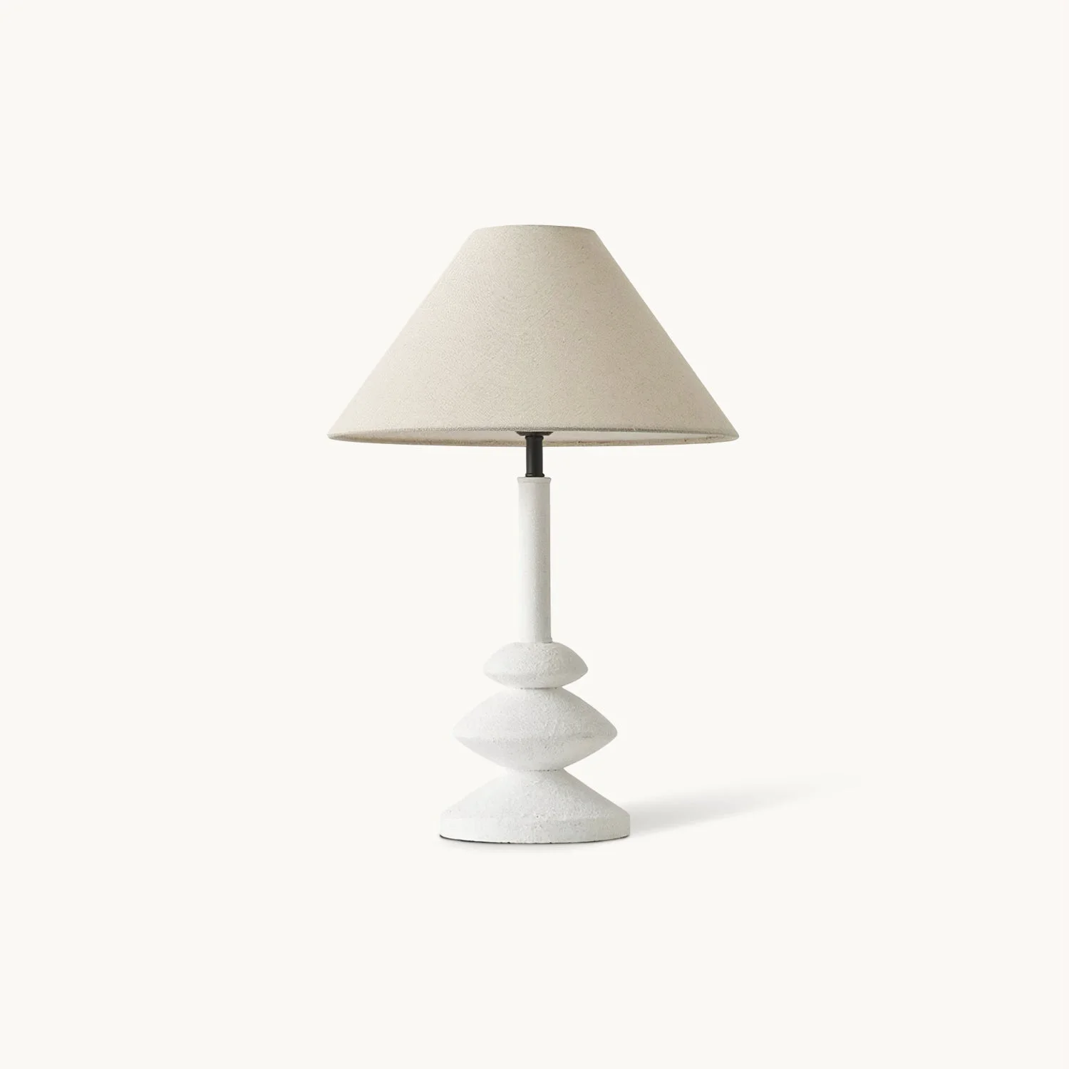 Detailed Henrik Table Lamp Safe