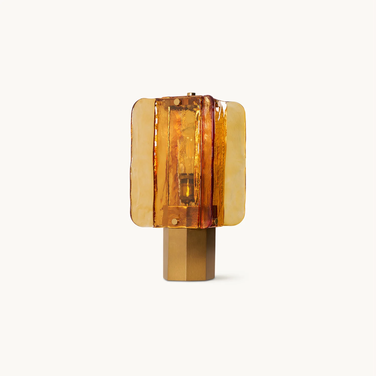 World-Class Blason Table Lamp Reliable