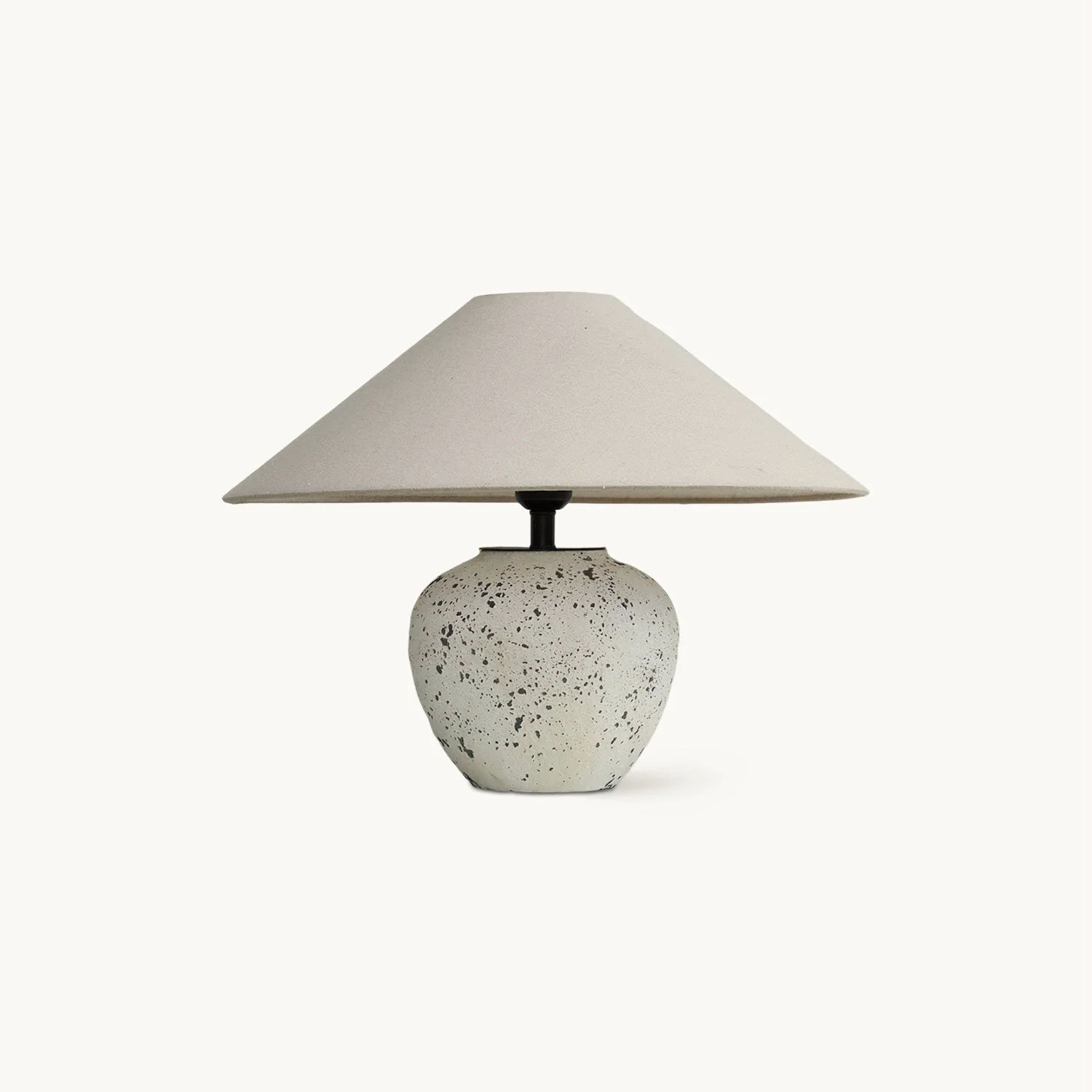High-Quality Gareth Table Lamp Premium