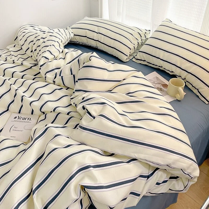 Versatile Blue Striped Minimalist Bedding Set Quality