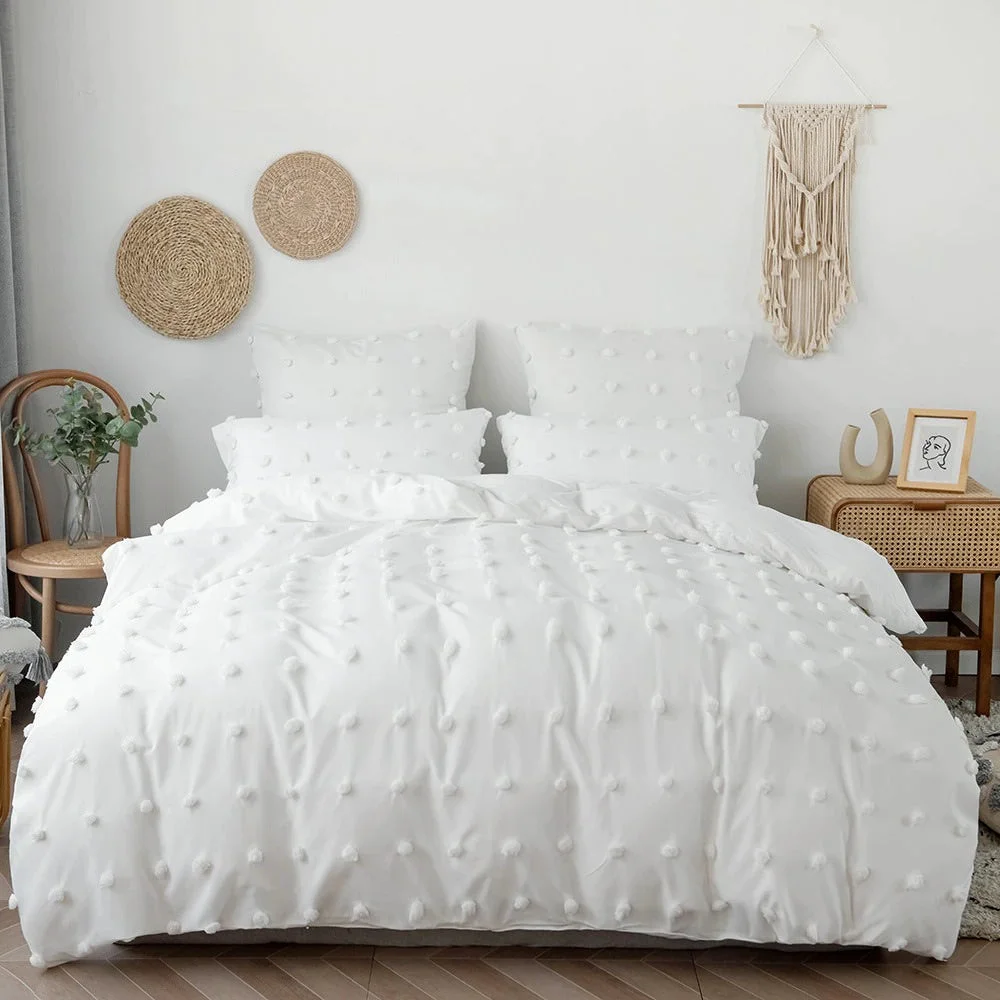 Secure White Pom Pom Bedding Set First-Class