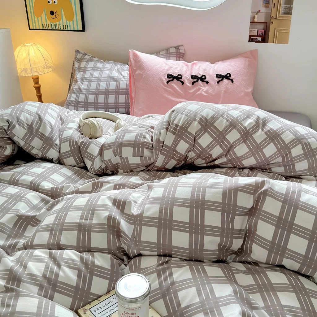 Reliable Kawaii Plaid Print Bedding Set Premium Material