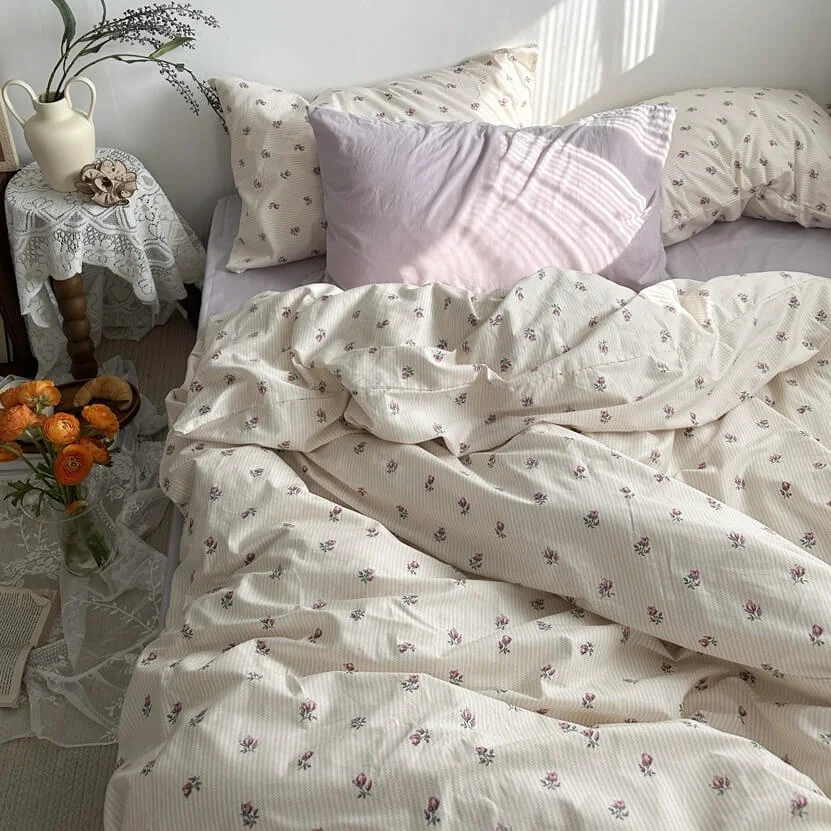 Next-Generation Vintage Grandmacore Floral Print Bedding Set Reusable
