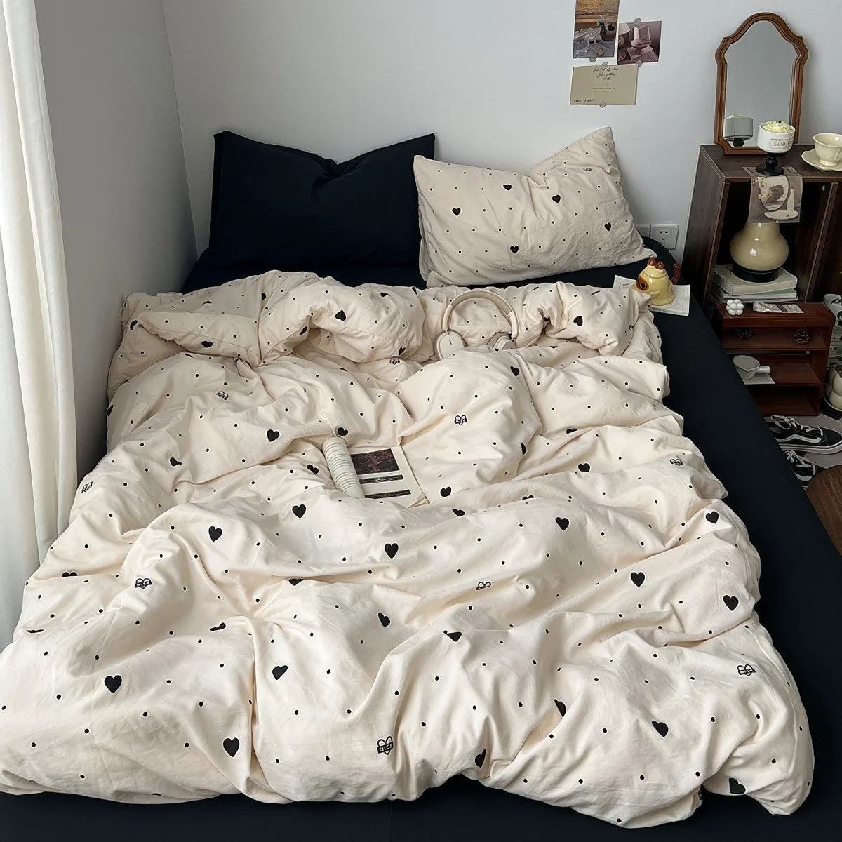 World-Class Little Hearts Polka Dots Bedding Set Specialty