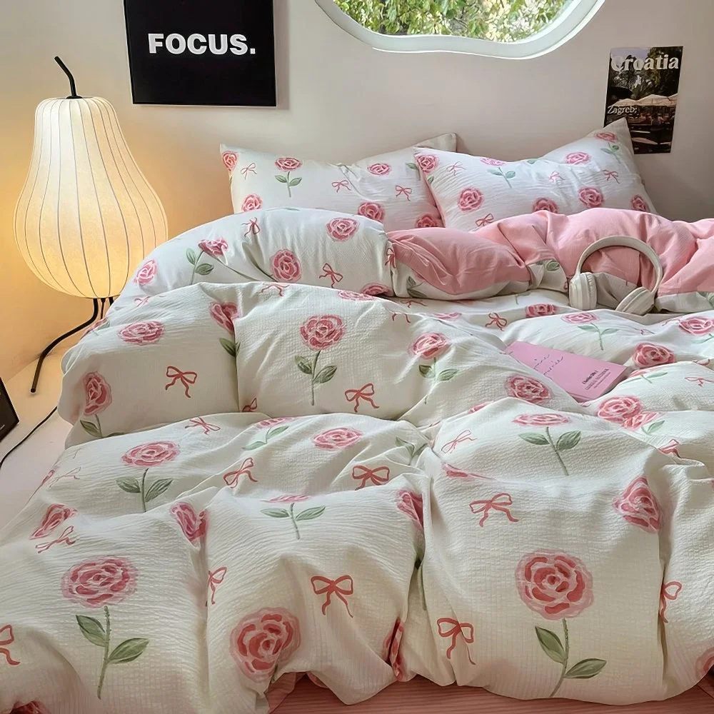 Casual Cute Pink Roses and Bows Bedding Set World-Class