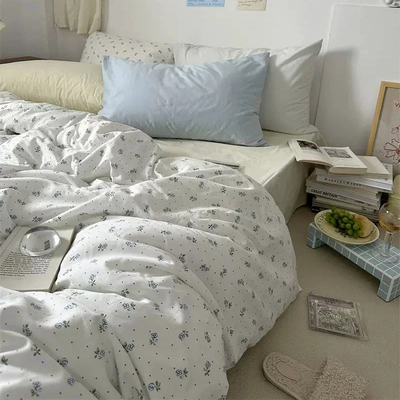 Carefully Designed Light Blue Tiny Flowers Cotton Bedding Set Certified
