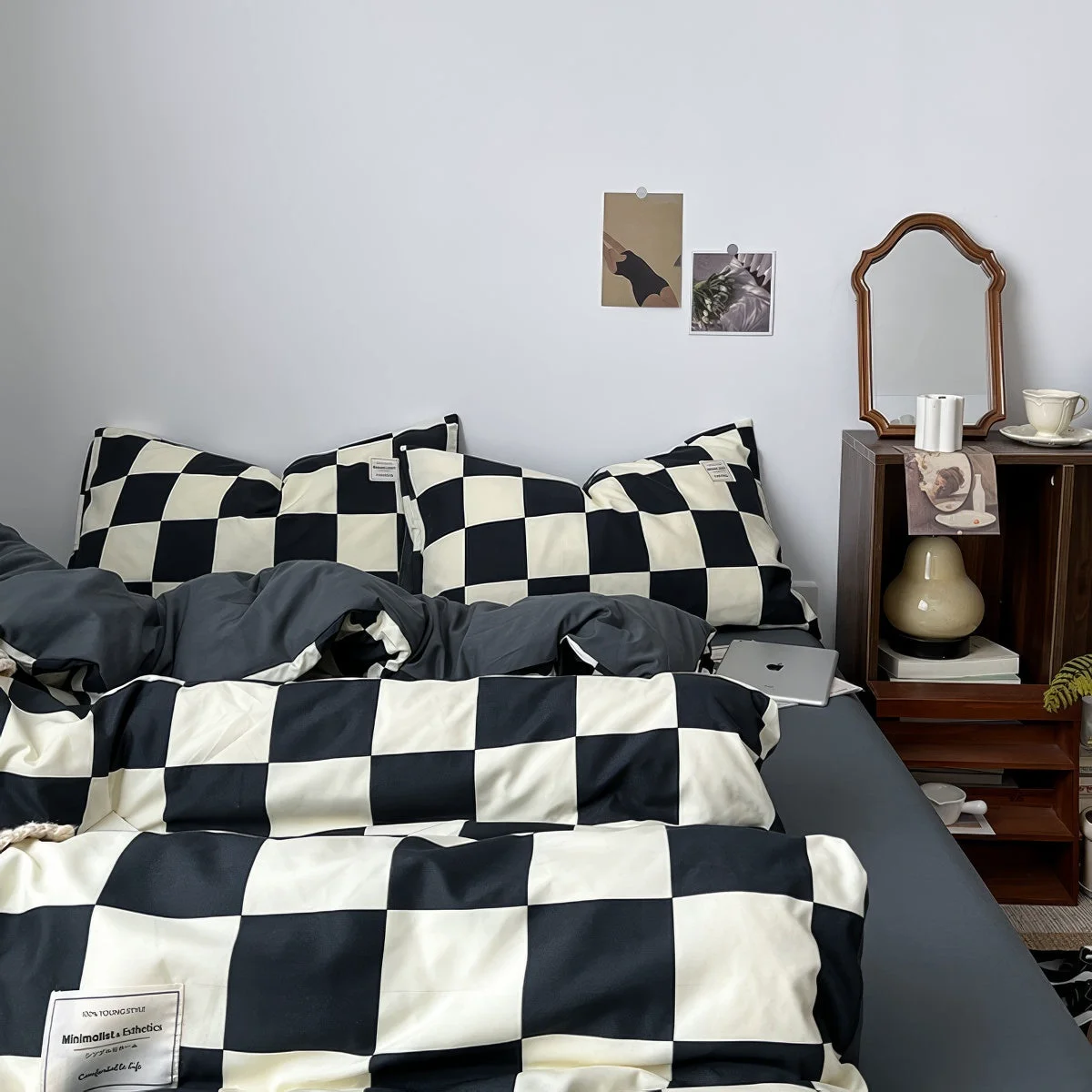Long-Lasting Black Cream Checkered Bedding Set Exclusive