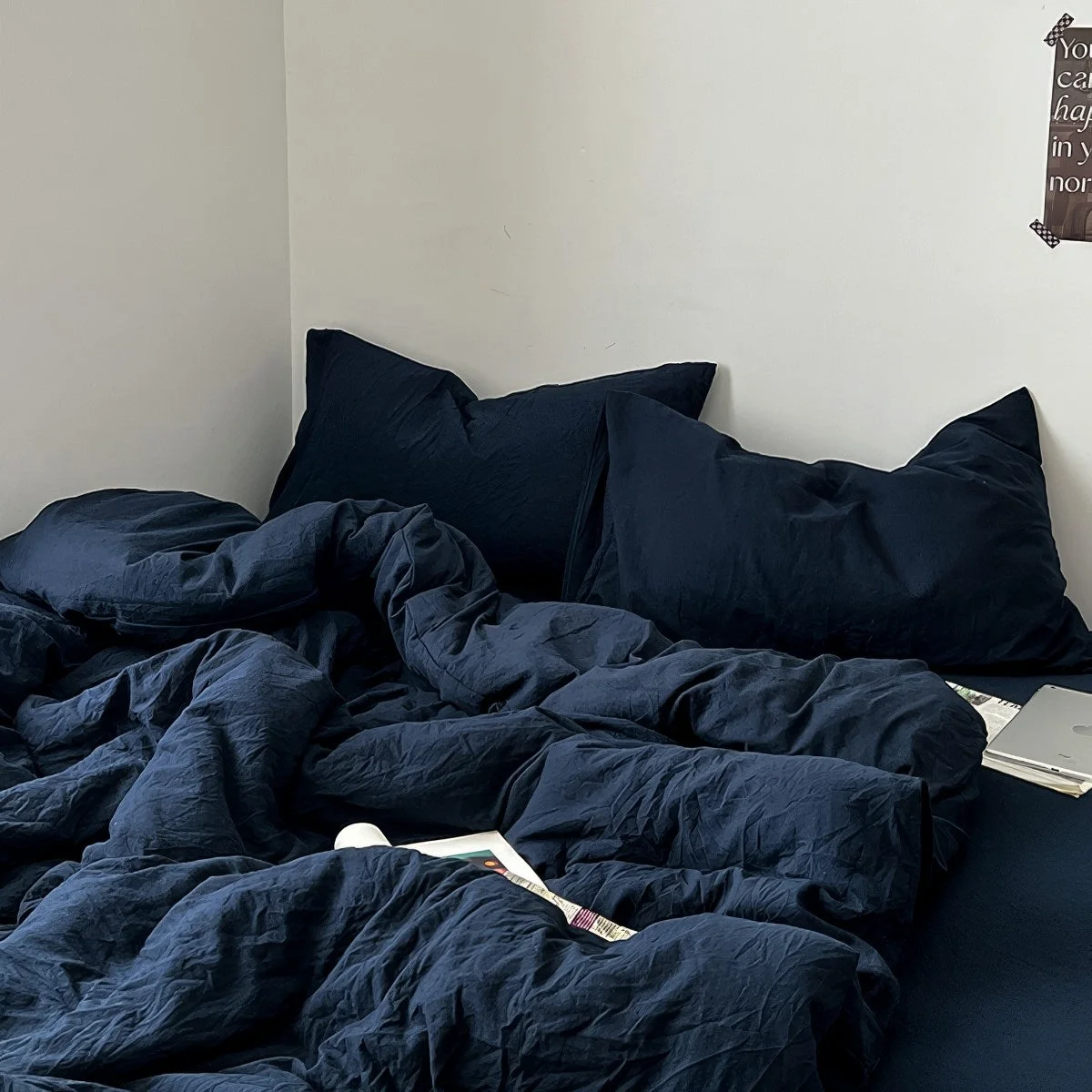 Eco-Friendly Deep Blue Ocean Minimalist Bedding Set Superior