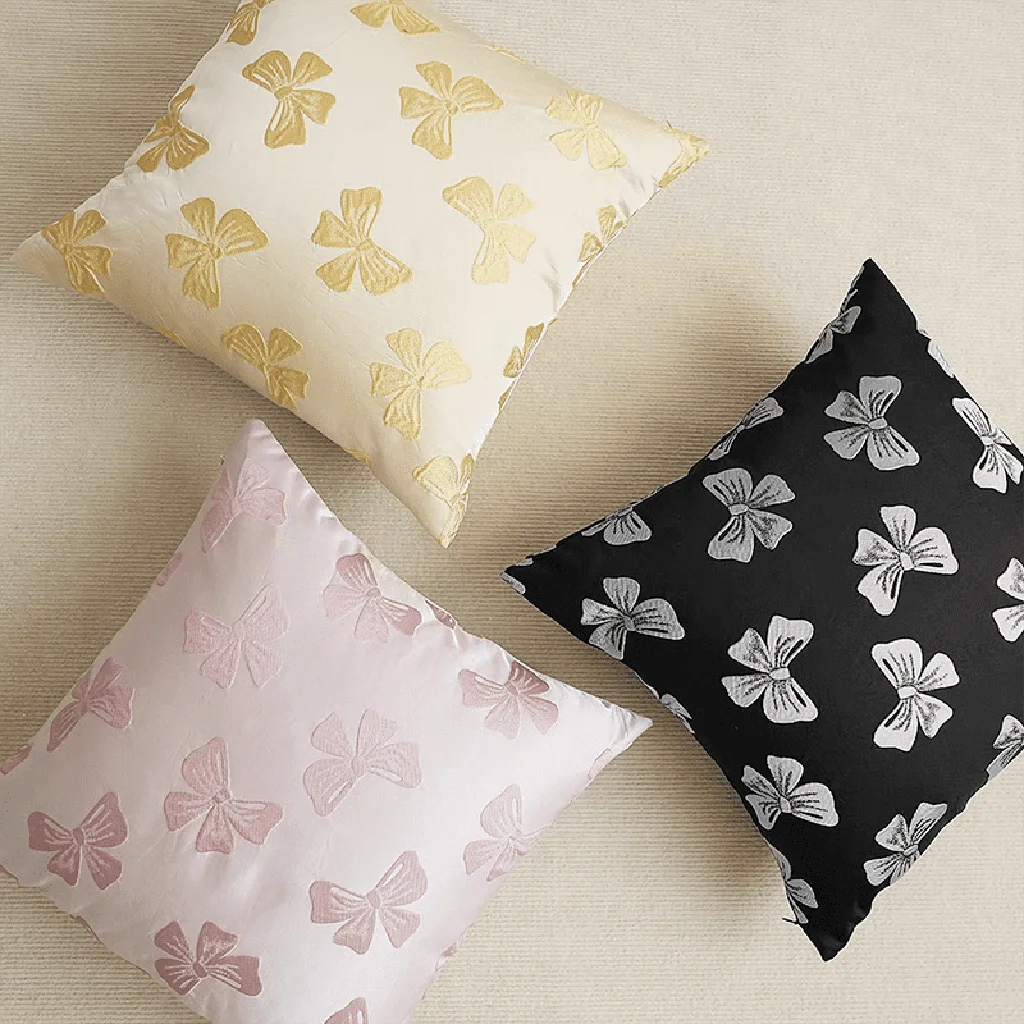 Consistent Bow Jacquard Throw Pillow Effective