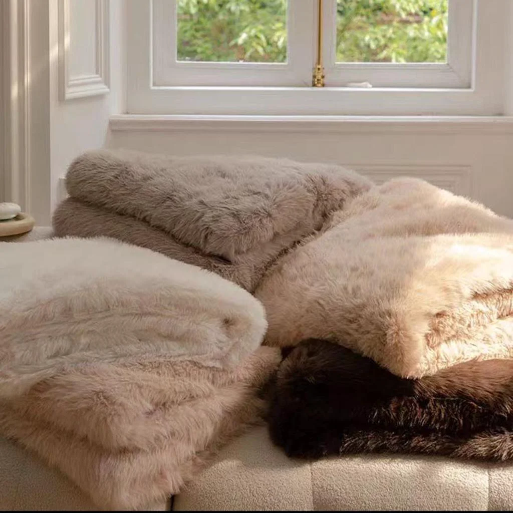 Elegant Plush Mink Faux Fur Blanket Lightweight