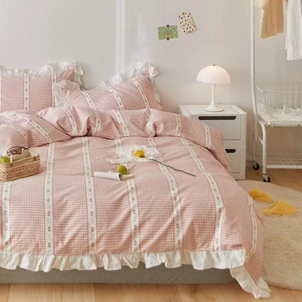 Expertly Made Rustic Gingham Bedding Set with Ruffle High-End