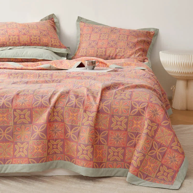 Durable Pure Cotton Luxurious Retro Lightweight Quilt Eco-Friendly