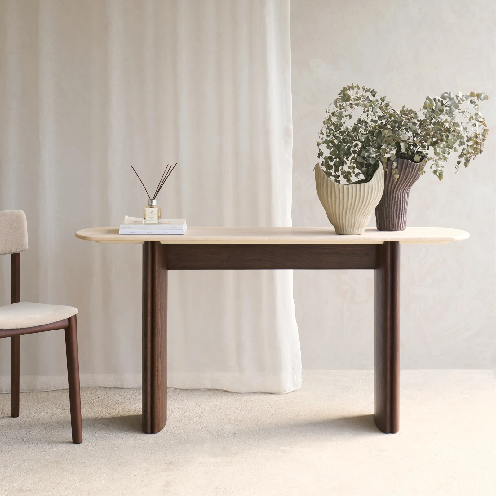 First-Class Tathra Console 150cm Responsible
