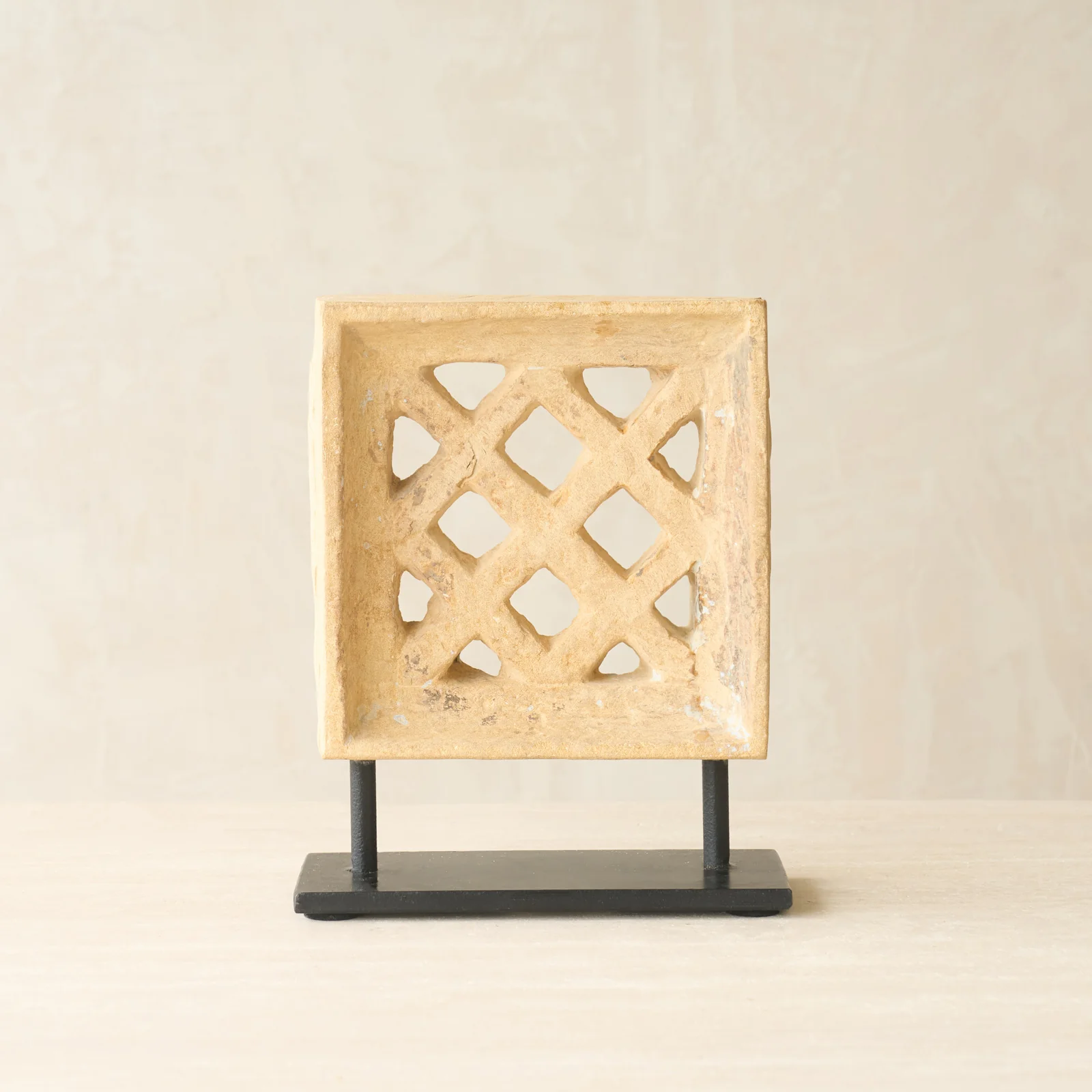 Sustainable Reclaimed Sandstone Jali Deco Stylish