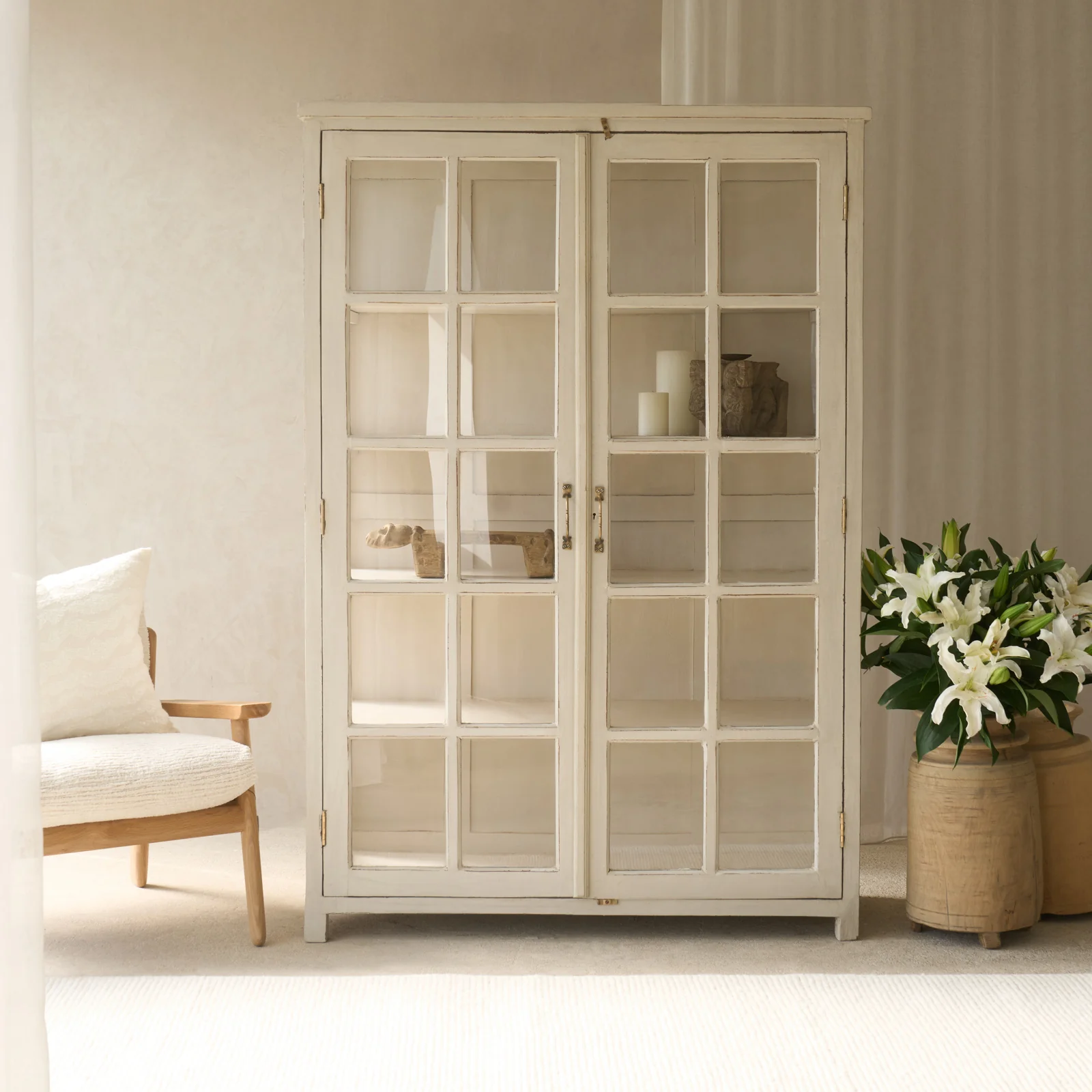 Expertly Made Vintage Large Wide Cabinet Chalk Proven