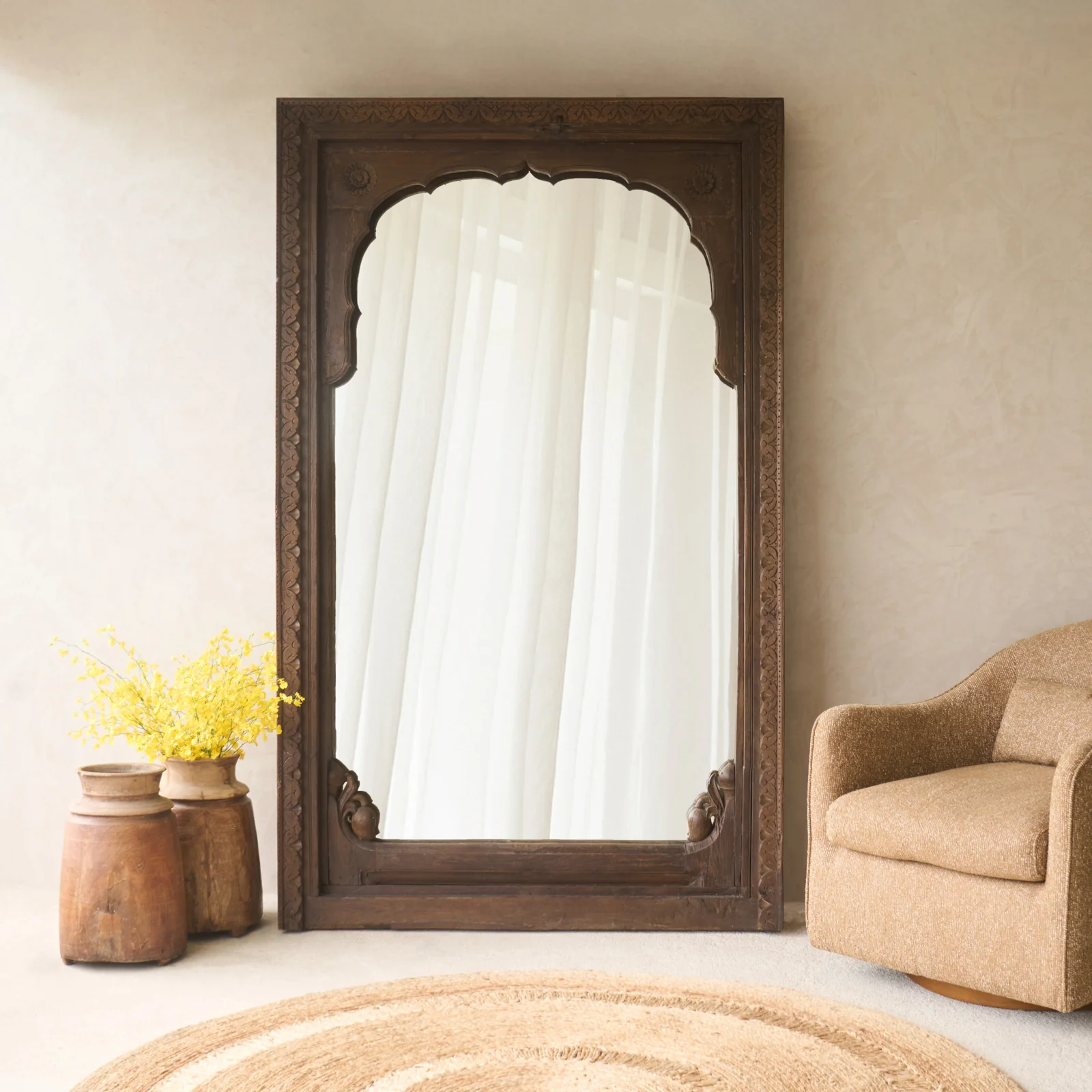 High-Performance Carved Arched Dark Teak Door Frame Mirror No. 2 Practical