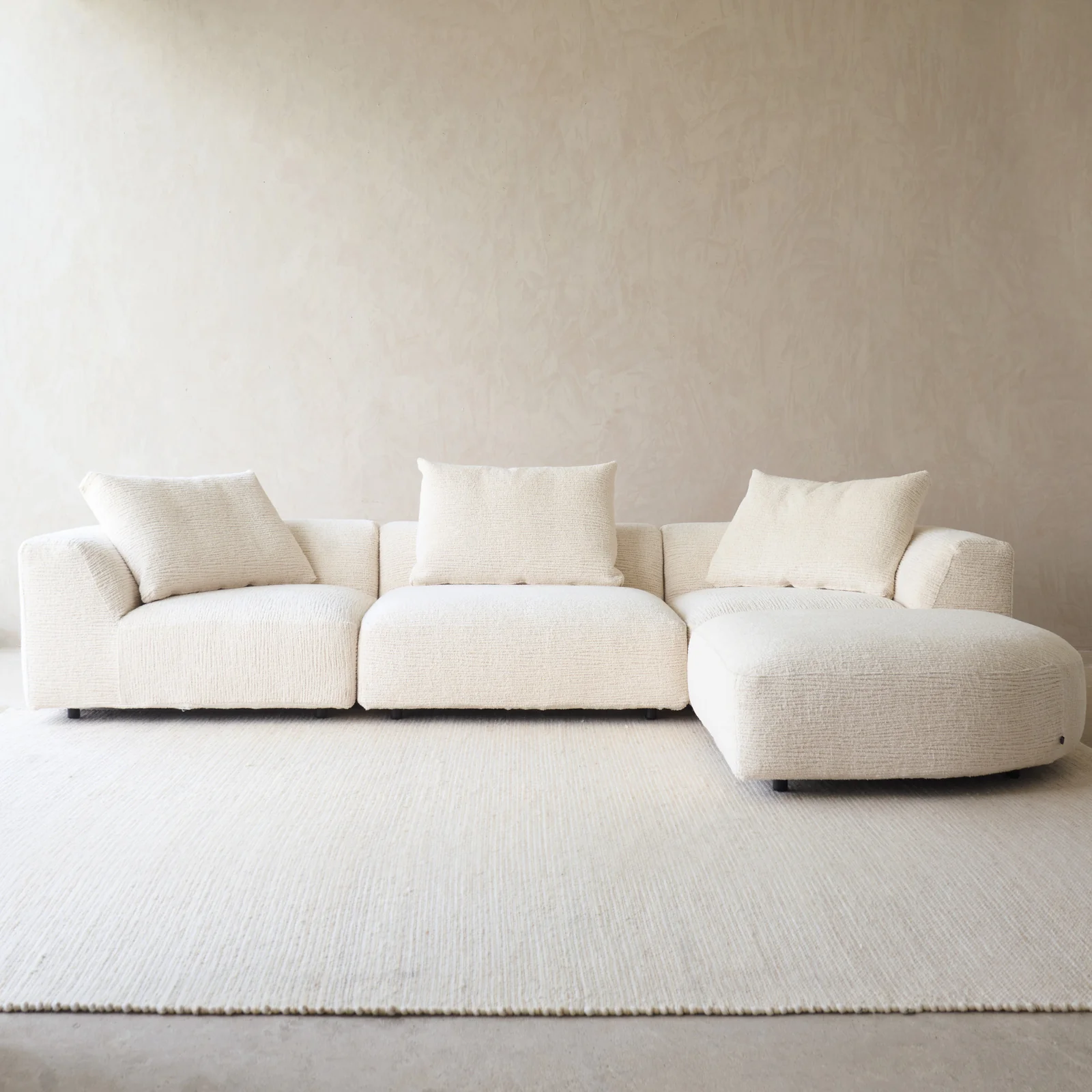 Detailed Peal Modular Sofa Porcelain 330cm Easy-to-Use
