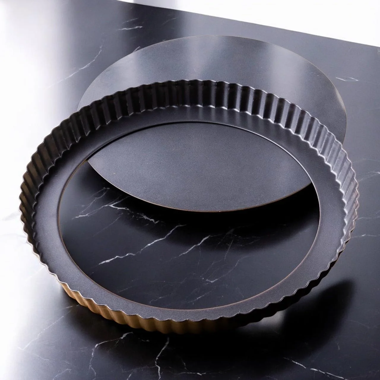 Fashionable Tart Pan 11 Inch Removable Bottom- Carbon Steel Deep Quiche Pan Rust Temperature Resistant 550-600 °F– Non-Stick for Baking Fruit Tarts Exceptional