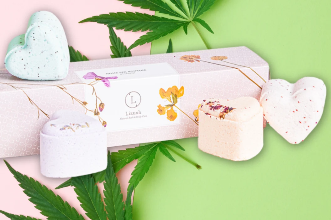 Minimalist CBD Valentine’s Bath Bomb Gift Set – 5 Heart-Shaped Elite
