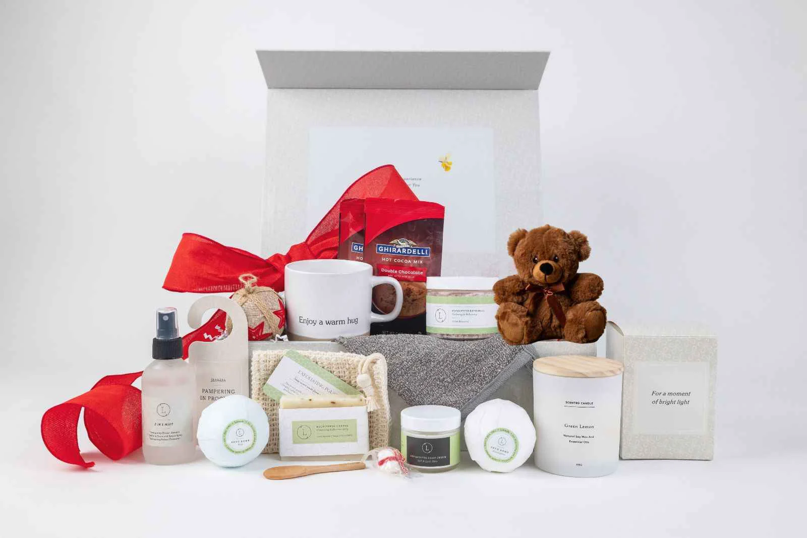 Flexible Sending Mom a Big Hug – Luxury Natural Spa Gift Box Expertly Made