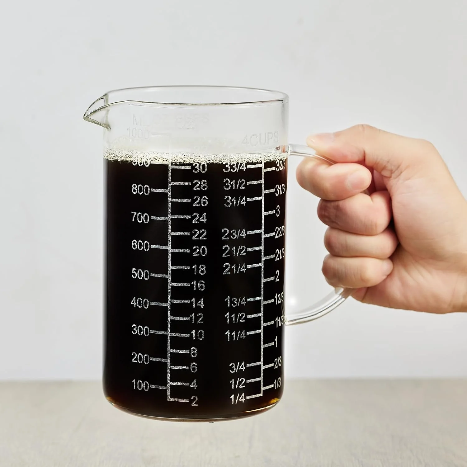 Casual Ackers Mirror Etching Scale Glass Measuring Cup- Insulated handle V-Shaped Spout -Made of High Borosilicate Glass Measuring Cup for Kitchen or Restaurant Easy to Read 1000 ML 32 Oz 4 Cup Superior