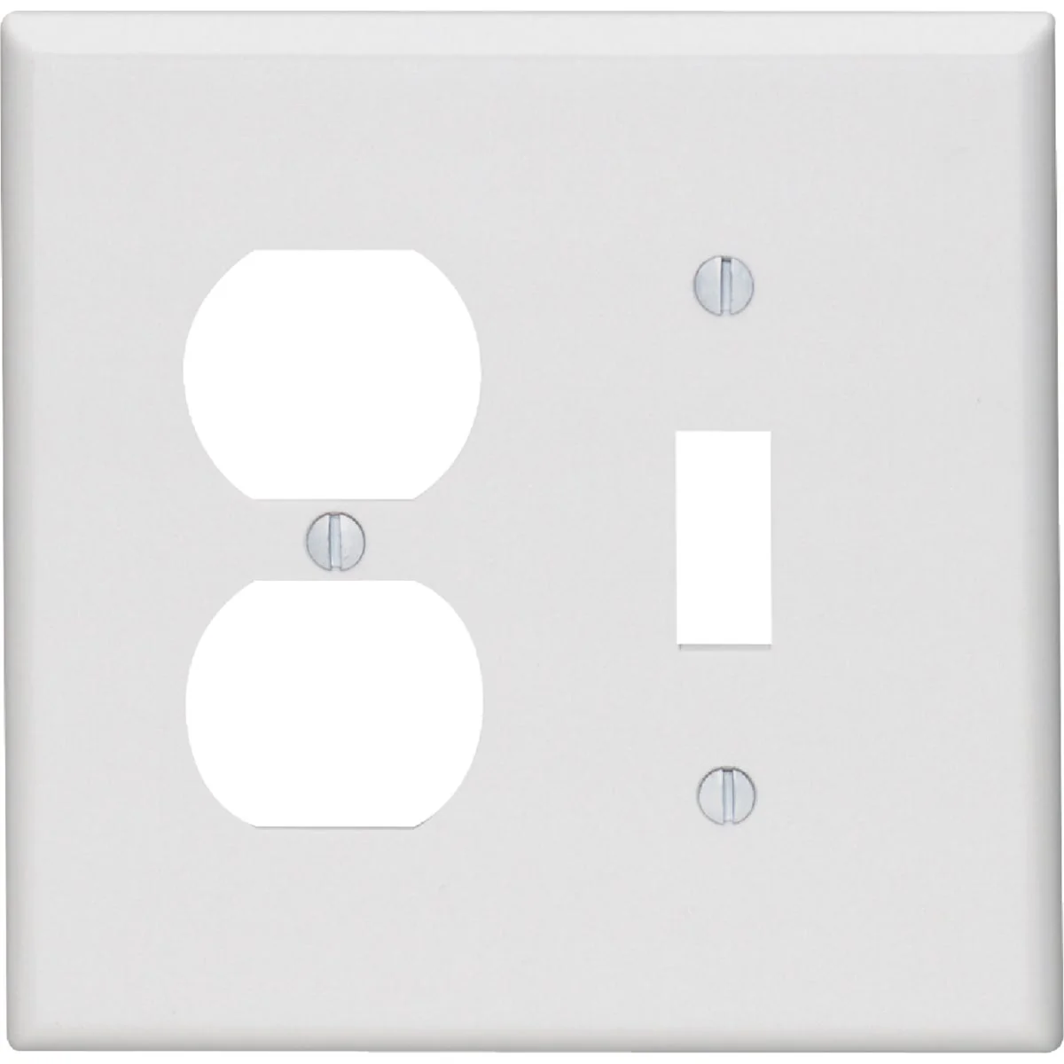 Premium Material Leviton Mid-Way 2-Gang Thermoset Single Toggle Duplex Outlet Wall Plate White Trendy