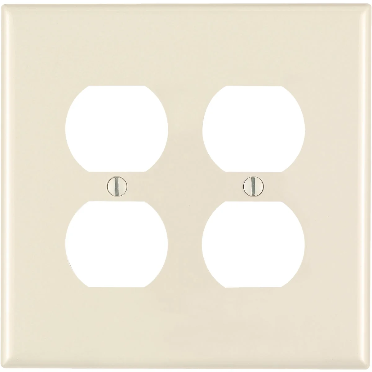 World-Class Leviton Mid-Way 2-Gang Thermoplastic Nylon Outlet Wall Plate Light Almond Luxury