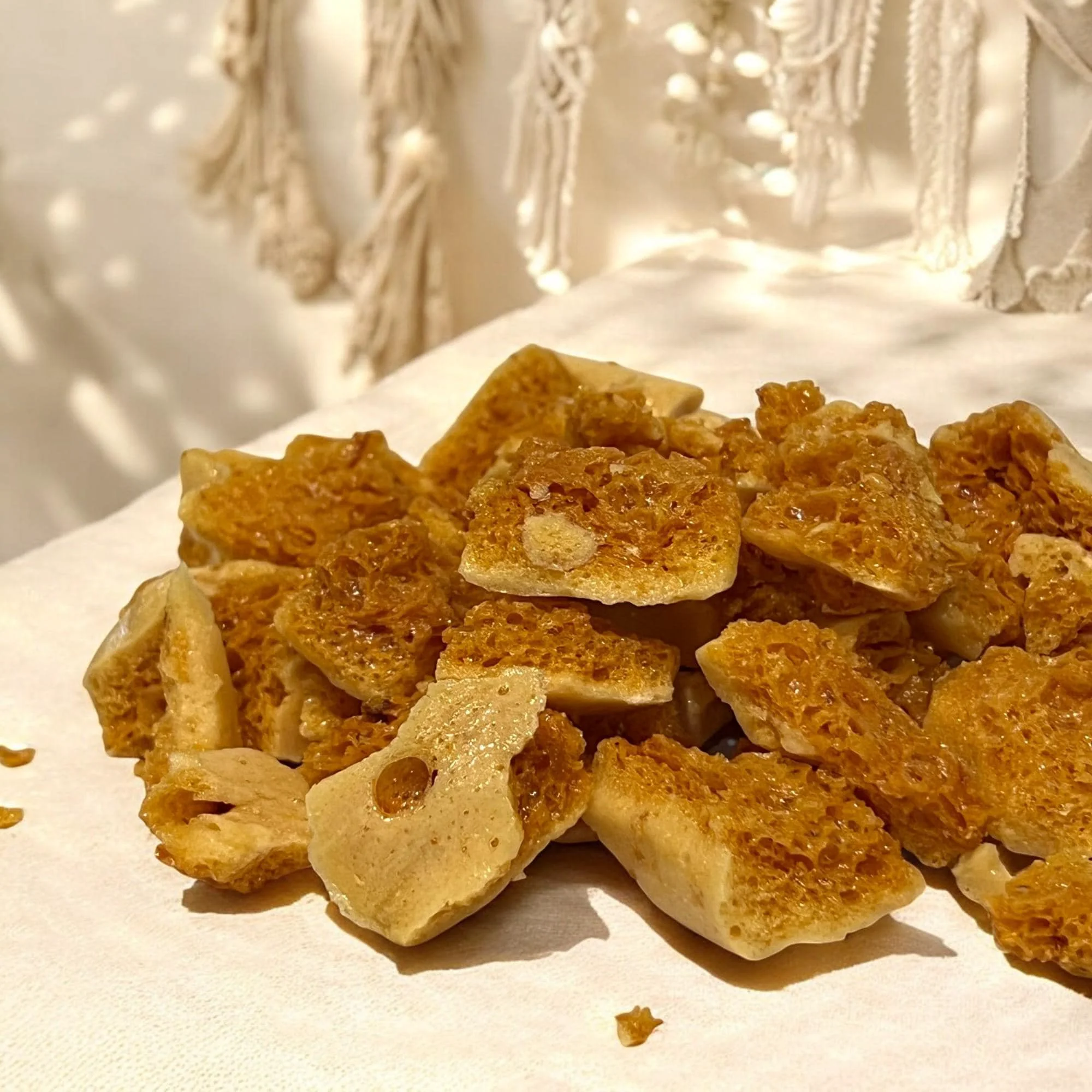 Trusted Honeycomb Candy Snack Classic Seafoam Sponge Toffee Light Crunchy Caramelized Sugar Gourmet Treat Sustainable