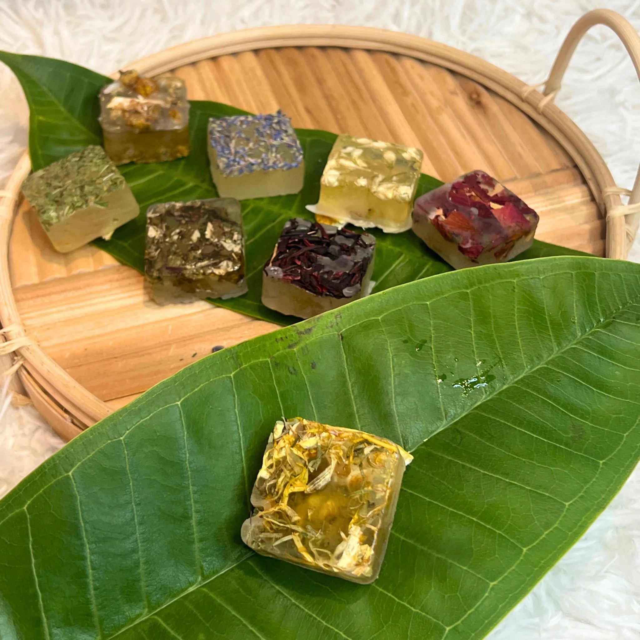 Environmentally Friendly Calendula Herbal Tea Bombs Floral Tea Sugar Candy Cubes Beverage Sweetener Refined