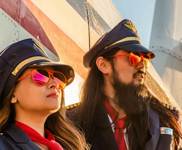 Carefully Designed Goodr Mach G – Captain Blunt’s Red-Eye Lightweight