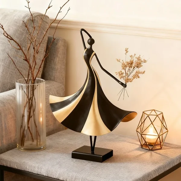 Reusable Elegant Iron Art Female Figure Sculpture Effective