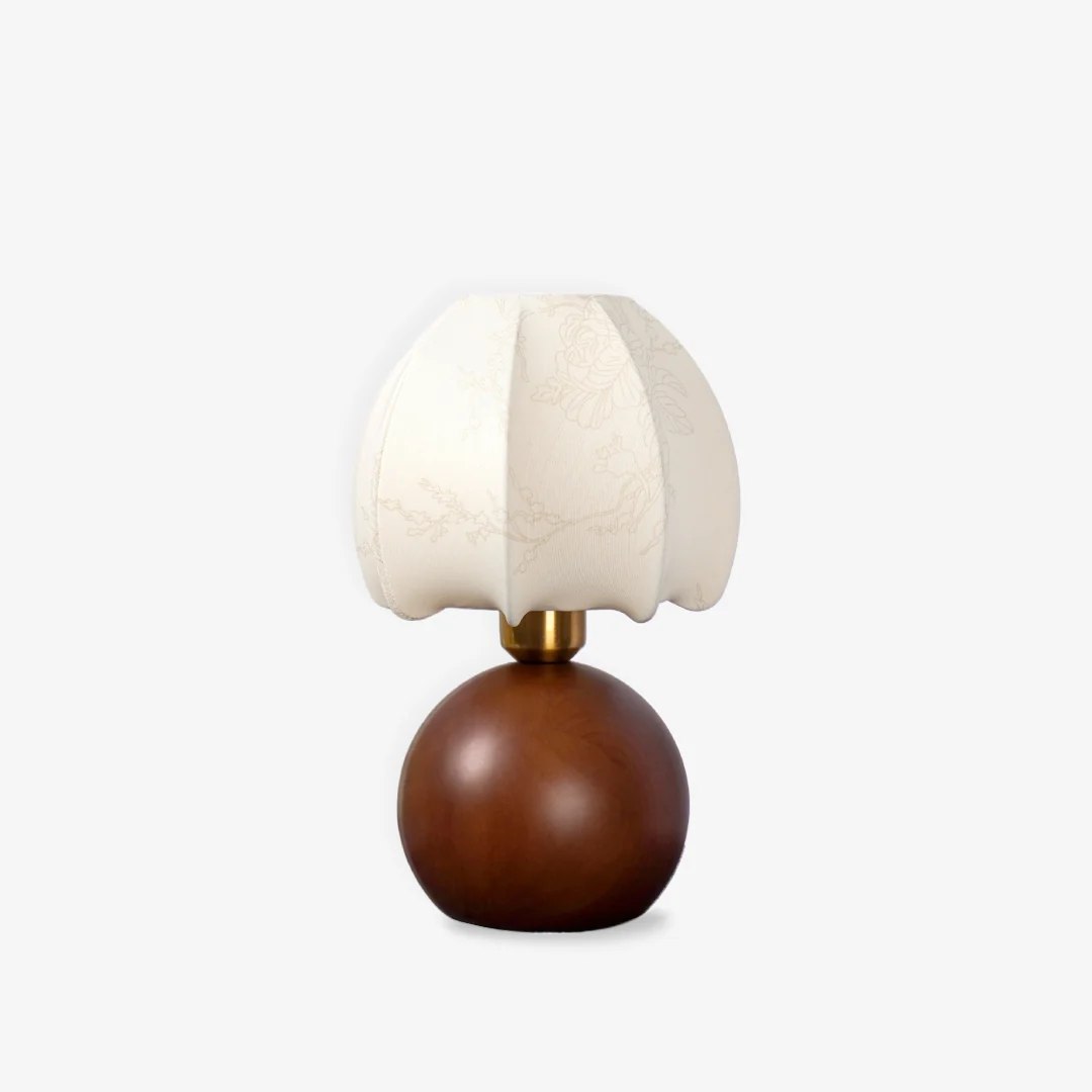 Solid Wood Antique Table Lamp Relaxed