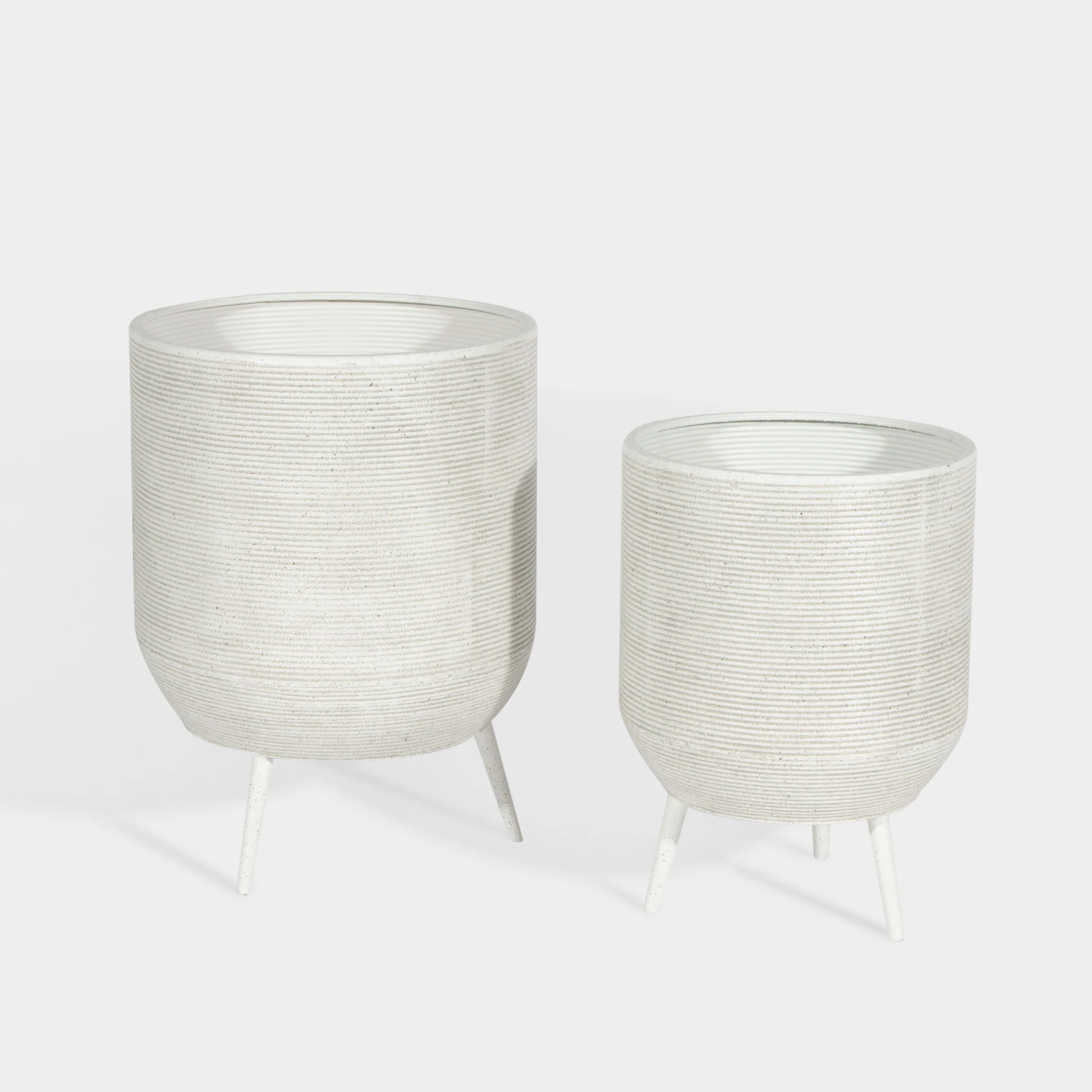 Minimalist Bramble Metal Floor Planters S2 Safe